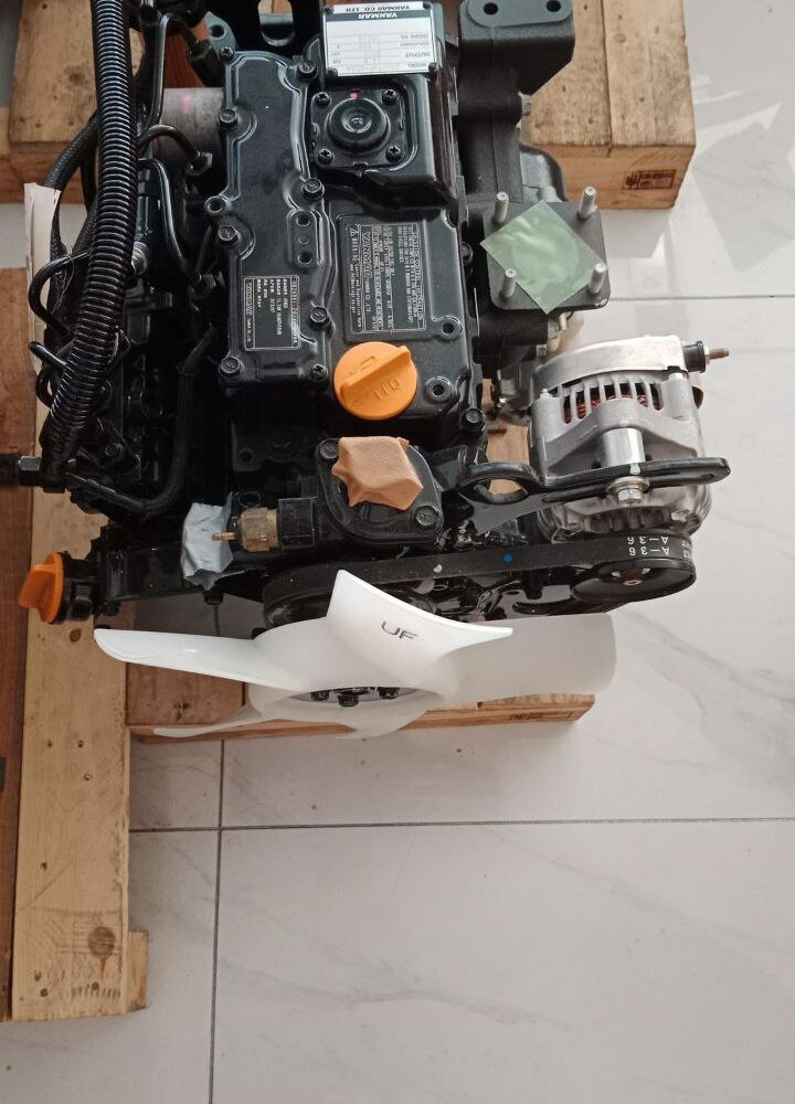 Дизельный двигатель Yanmar 3TNV74F-SDA Дизельный двигатель Yanmar 3TNV74F-SDA